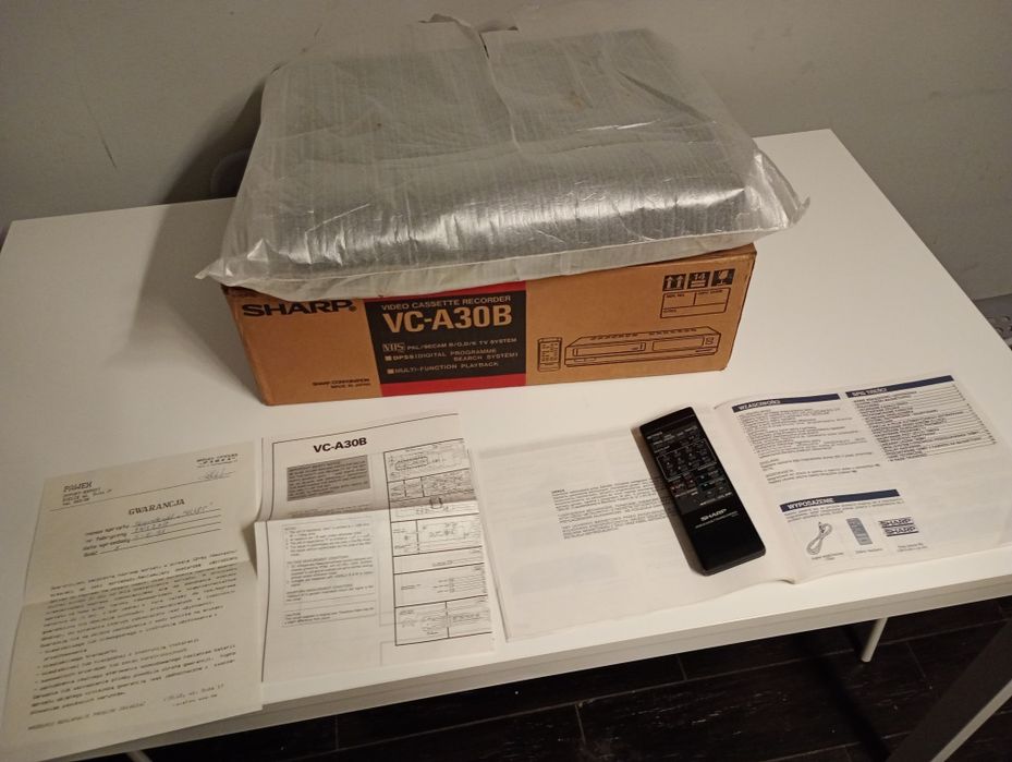 Magnetowid nagrywarka VHS Sharp VC-A30 unikat