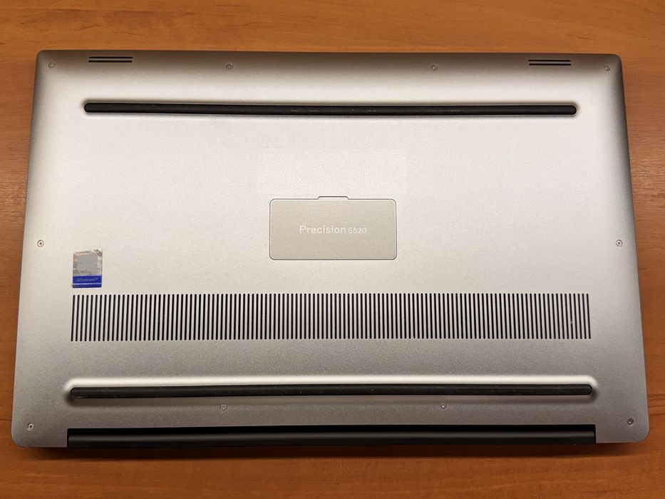 ЗамовленийDell Precision (XPS) 5520 i7-7820hq 16Gb 256 Gb 4k Touch IPS