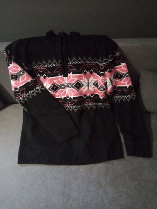 Sweter z wzorem. Rozmiar L 44/46