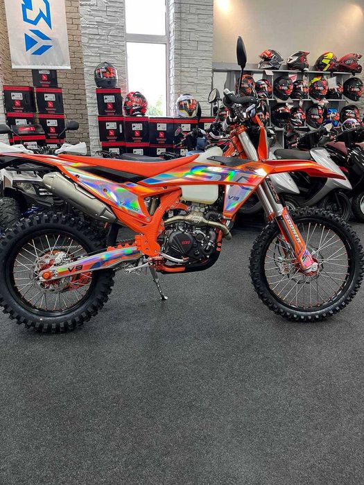 Мотоцикл STN V9 Enduro