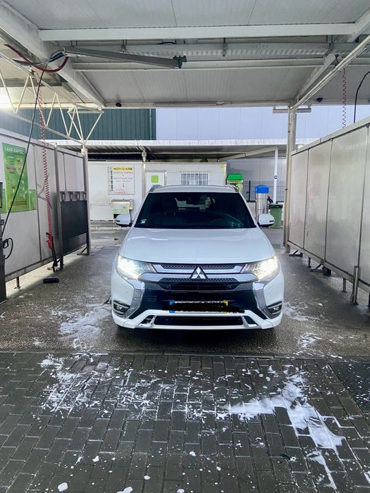 Mitsubishi outlander 2.4 phev