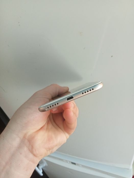 Xiaomi redmi 5 plus 4/64, в наявності.