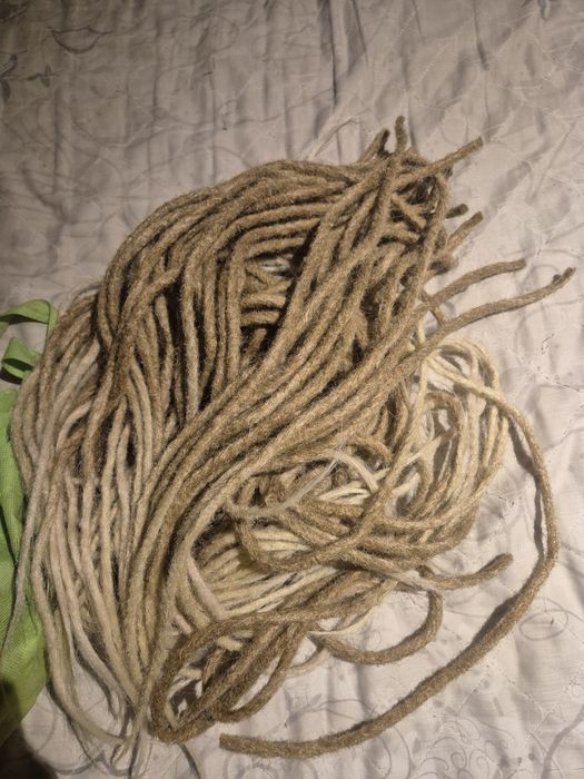 Dredy dredloki przedlużki jasny blond ok. 100 szt
