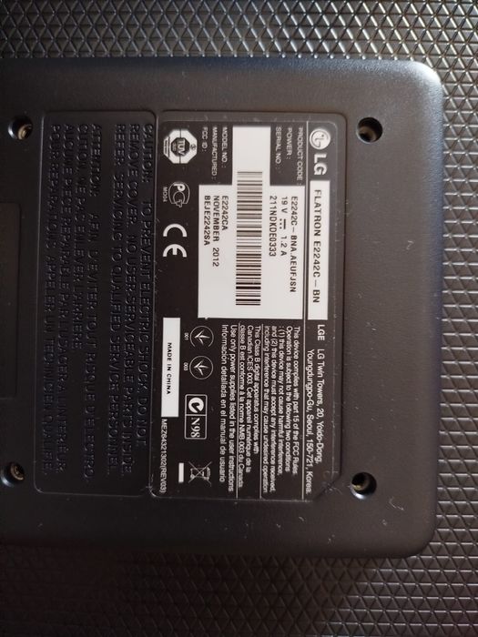 Monitor LG de 22 polegadas