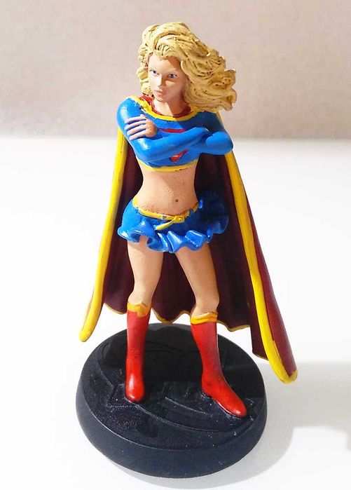 Figura Metal ~ "SUPER-MOÇA" ~ DC 2008 ~ Edição Limitada e numerada.