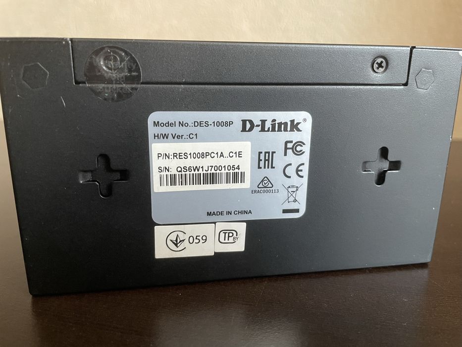Комутатор Мережевий D-LINK DES-1008P