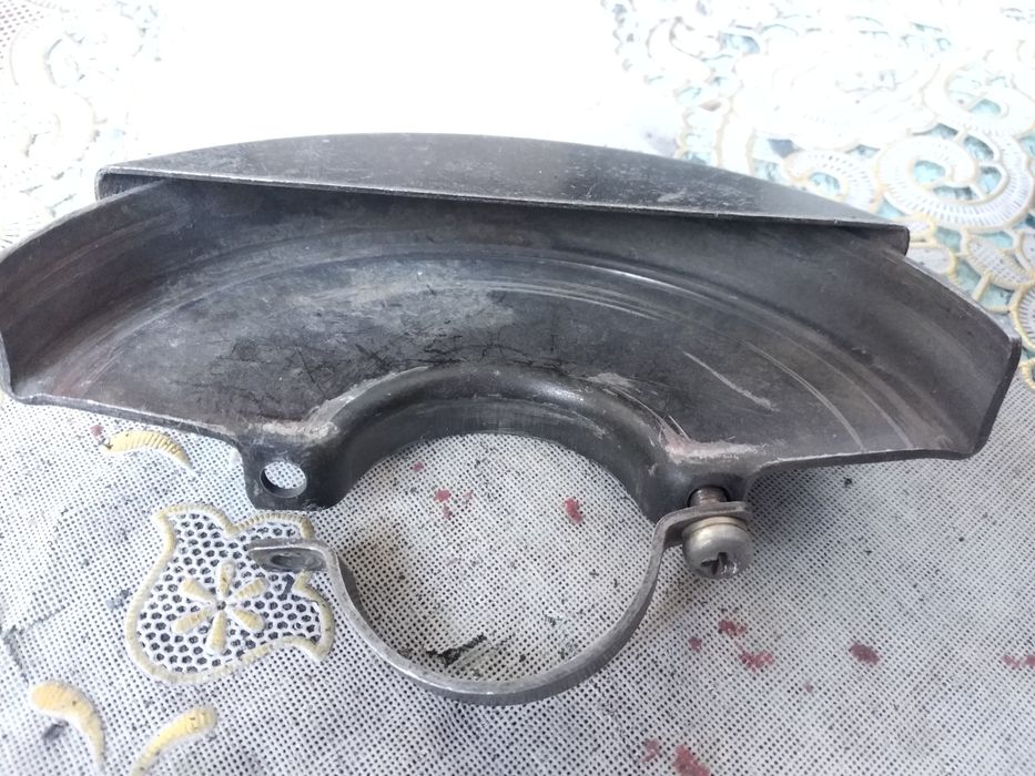 Кожух защитный от угловой шлифмашинки (болгарки)