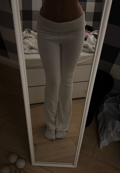 Białe kremowe spodnie z szerokimi nogawkami dzwony sweterkowe xs H&M