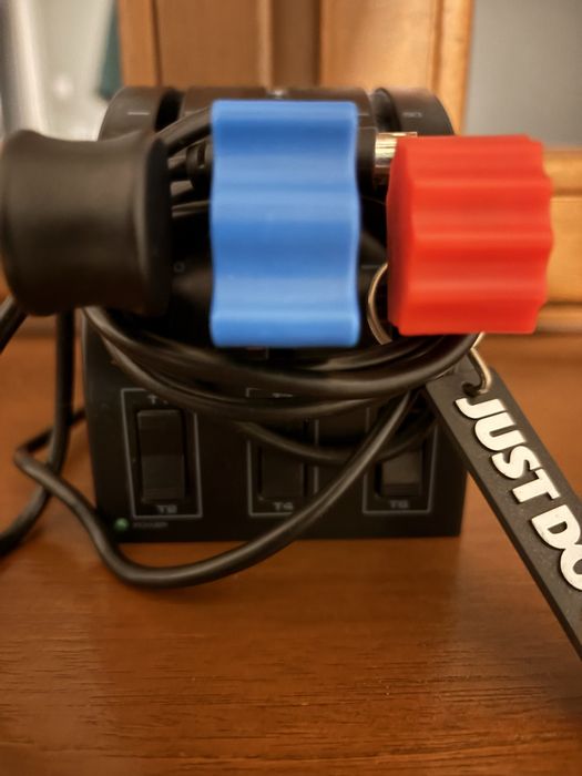 Sprzedam wolant logitech pro flight