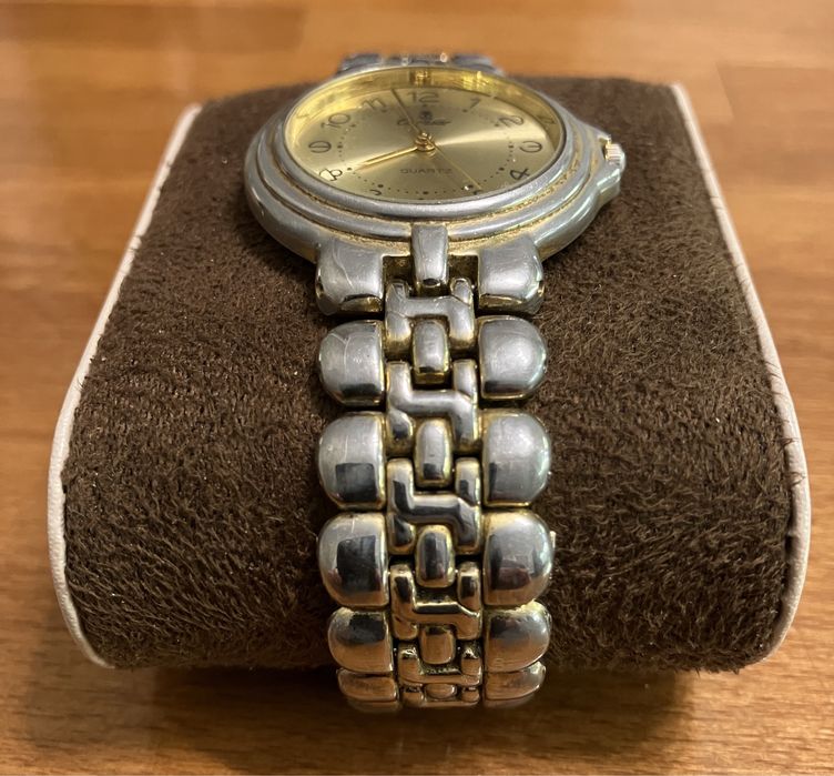 Часы женские "Caritear"