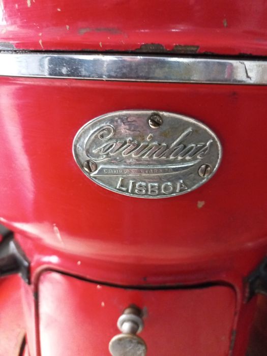 Moinho café antigo mó de pedra