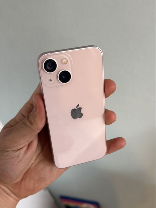 Iphone 13 - 93% bateria
