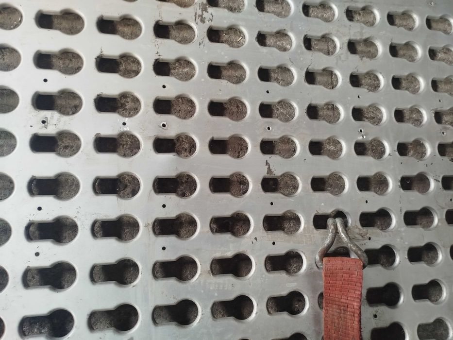 Продам панель алюмінієву для евакуатора