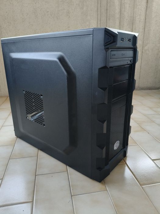 Caixa Cooler Master Micro ATX com leitor de DVD