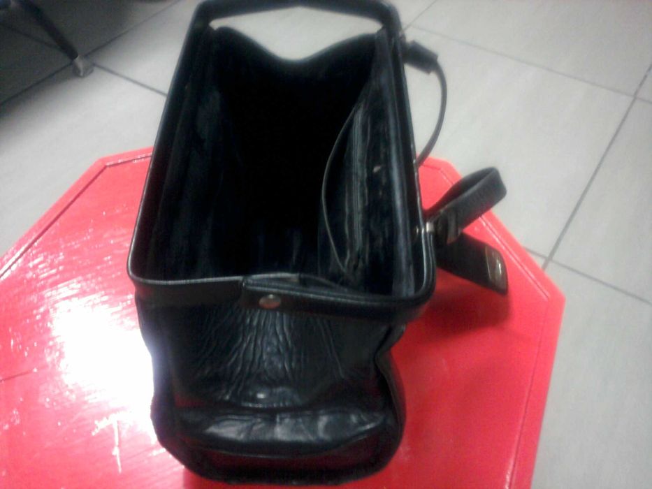 Bolsa em pele vintage