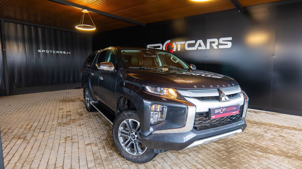 Mitsubishi L200 2.3 DI-D Strakar CD Intense 4WD