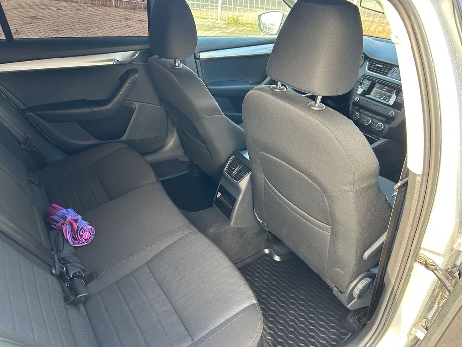 Автомобіль шкода октавія