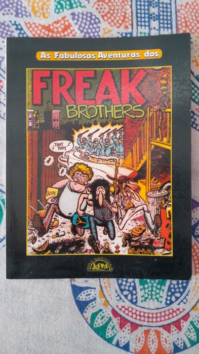 Freak Brothers "As Fabulosas Aventuras Dos" - Gilbert Shelton