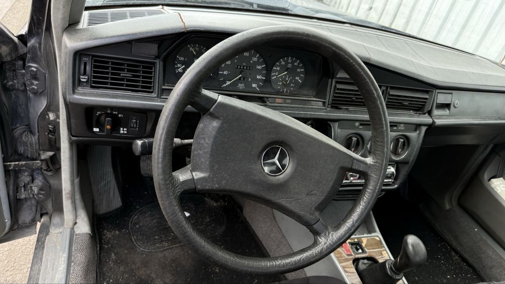 Mercdes w124 190 D VIATURA PARA V