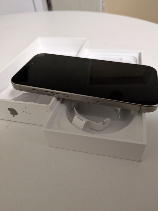 Apple iPhone 15 Pro 128GB Natural Titanium (MTUX3)