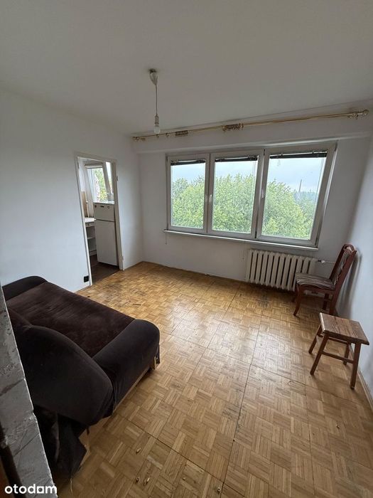 Dwupokojowe mieszkanie z ładnym widokiem w bloku z wielkiej płyty