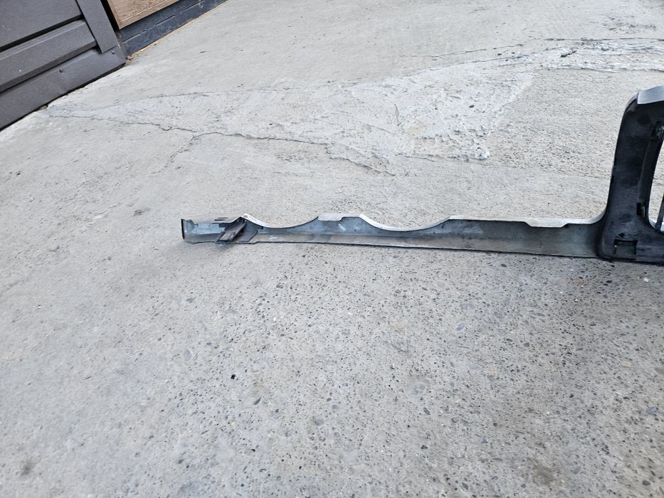 Решітка радіатора Ніздрі Птиця 51131973825 БМВ Е34 BMW E34 решетка