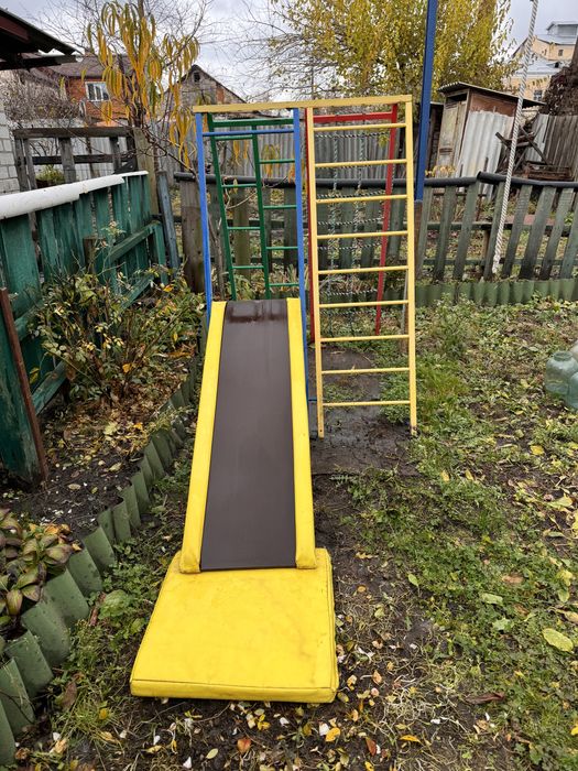 Детский комплекс,горка,спортивный уголок