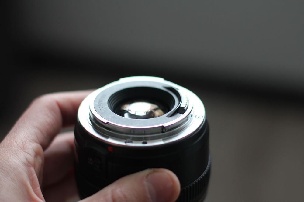 Обʼєктив Canon 28 mm 1.8 USM рідкісний ширококутній без дефектів