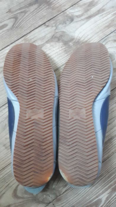 Кроссовки Nike 43р