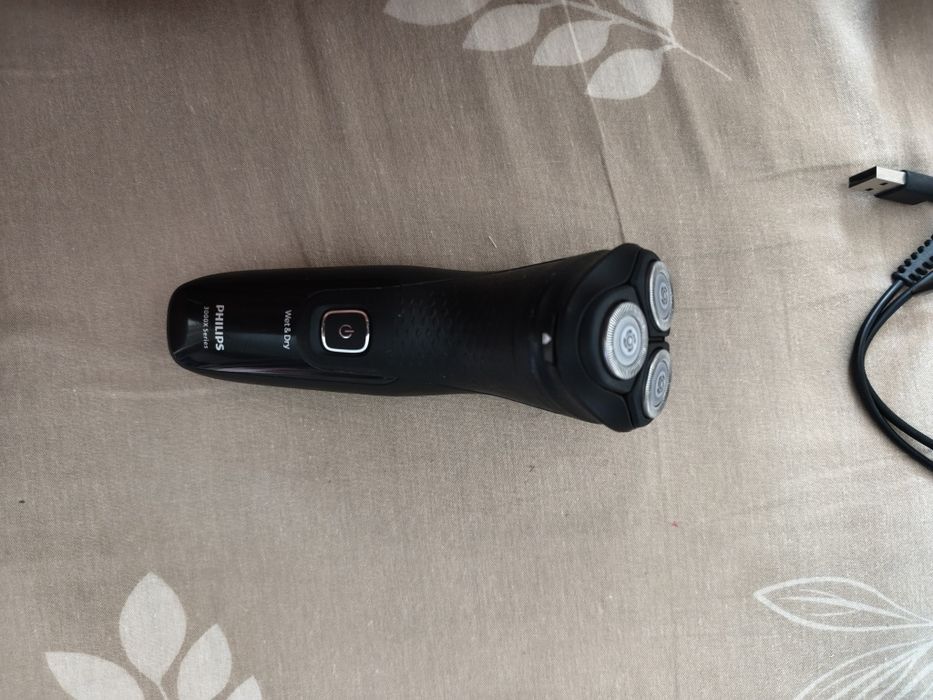 Елетробритва Philips x3000 (x3051/00)