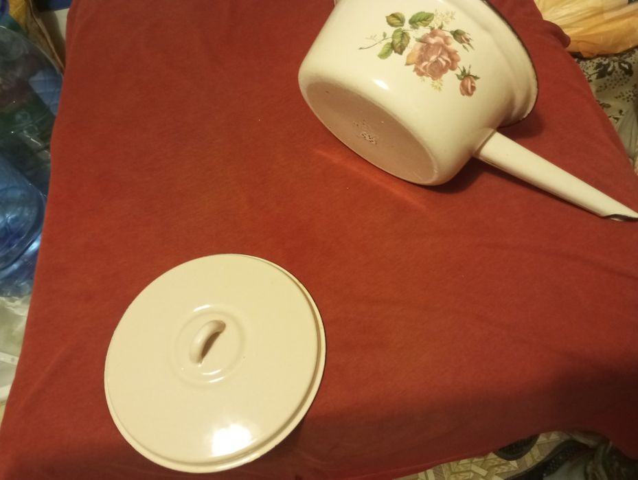 Кастрюля эмалированная черпак 2.8л СССР