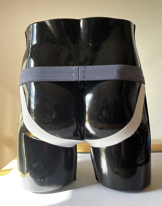 Jockstrap, fio dental, cuecas e boxers para homem