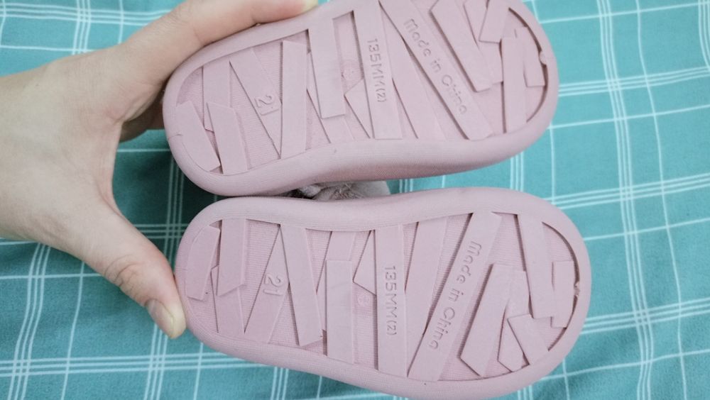 Взуття на дівчинку, угги, теплі ботінки, зимні ботінки