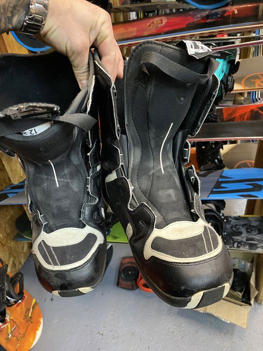 Ремонт черевиків з системою  BOA