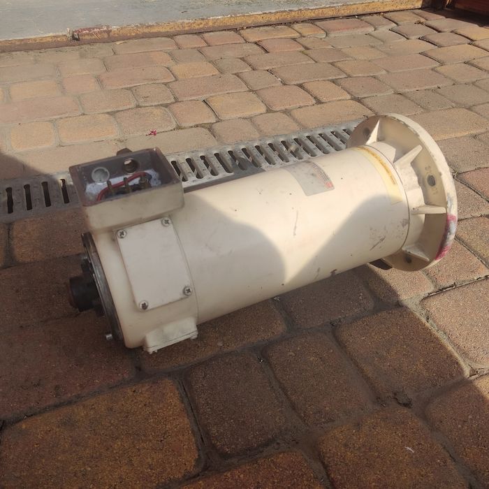 Silnik prądu stałego 160V Estan