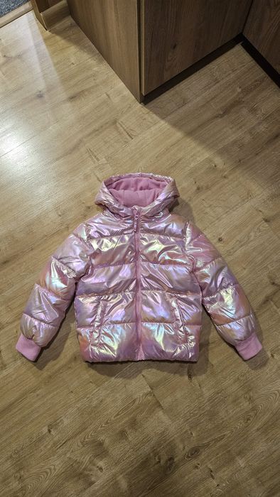 Kurtka 110 przejściowa różowa holo na polarze sinsay