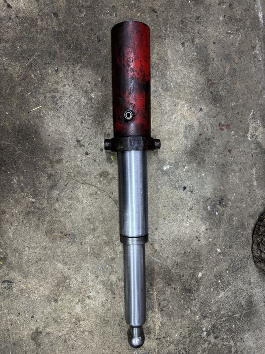 Silowniki hydrauliczne AUTOSAN