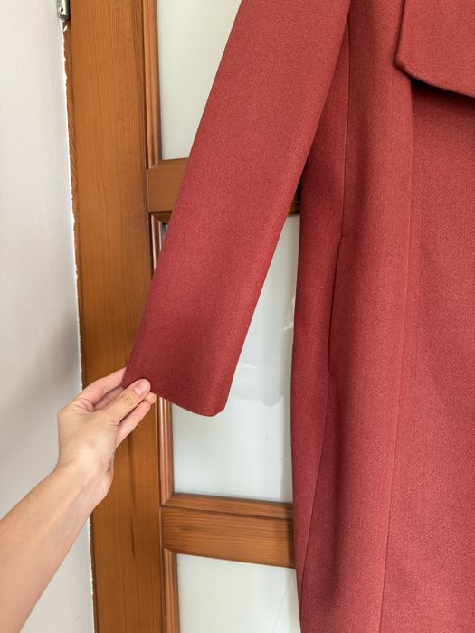 Płaszcz damski bordowy