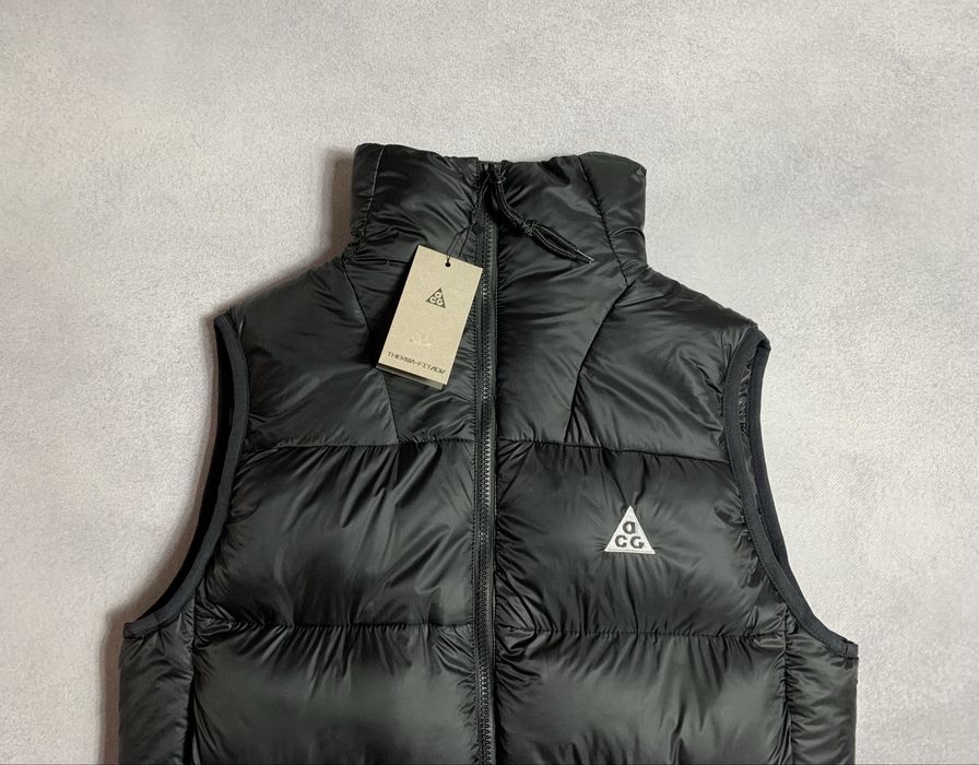 Жилетка Nike U NRG TFADV ACG Lunar LK Vest