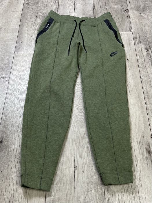 Nike tech fleece штаны S размер женские спортивные на манжетах хаки
