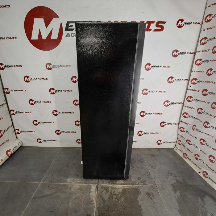 Lodówka Chiq FBM157L42 [2 lata gwar] E/144cm wys/157litrów/39dB [7]