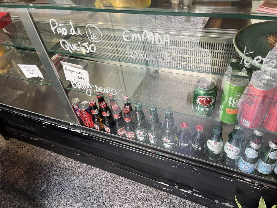Vitrine refrigerada  udada 600€ negociavel