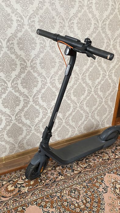 Продам електросамокат