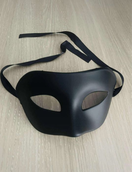 Męska maska karnawałowa