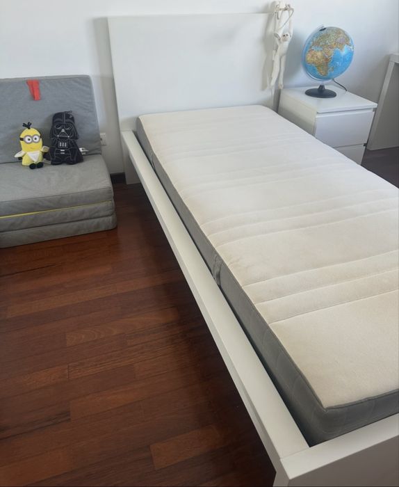 Cama Malm Branca IKEA 90x200cms