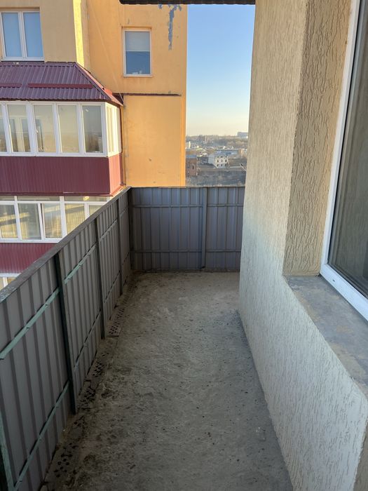 Продам 3-х кімнатну квартиру в зданому будинку.