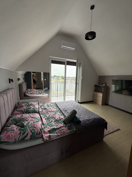 Domek nad jeziorem z jacuzzi sauna linia brzegowa prywatna plaza 10 os TOP ! Spalona