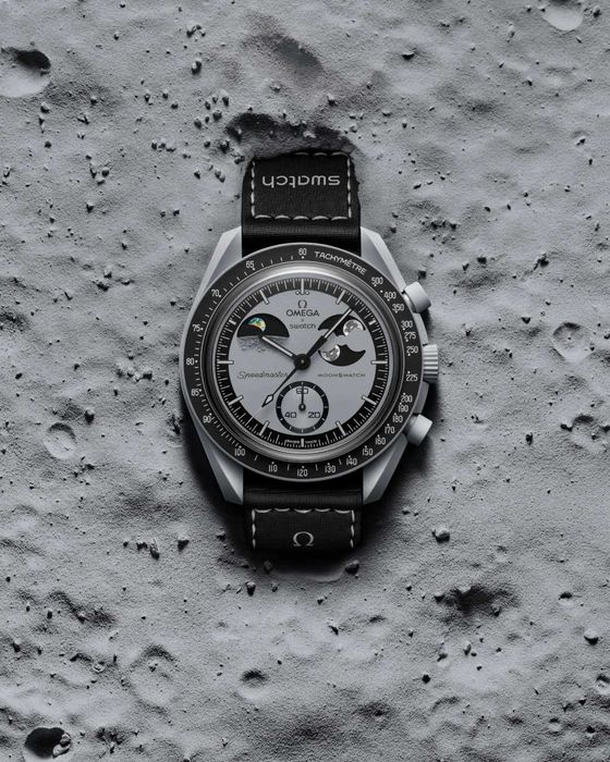 Оригінальний годинник Omega x Swatch MoonSwatch Mission to Earthphase Bioceramic SO33M700