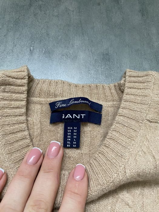 Шерстяной свитер gant бежевого цвета