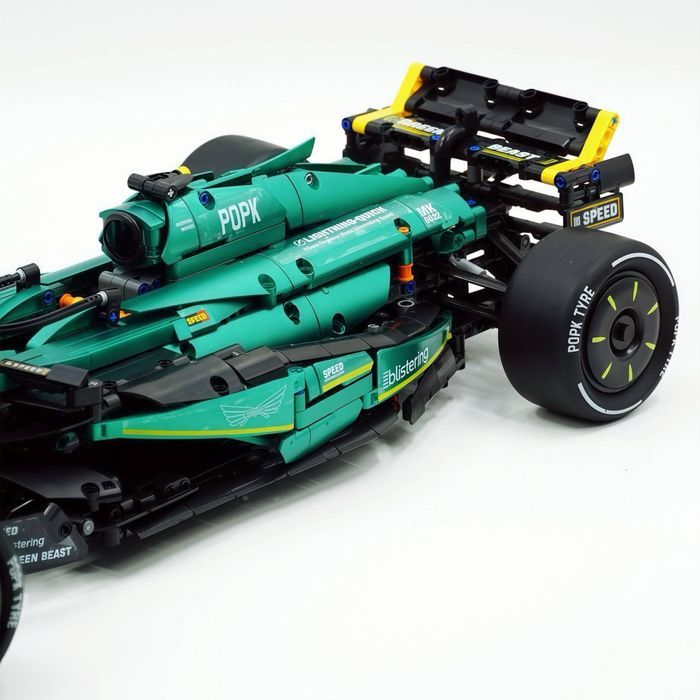 З Коробкою‼️ Конструктор Technic Болід F1 Aston Martin AMR - Лего 1:1